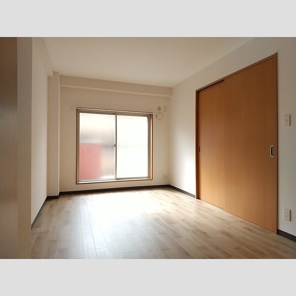 その他 (洋室7帖)