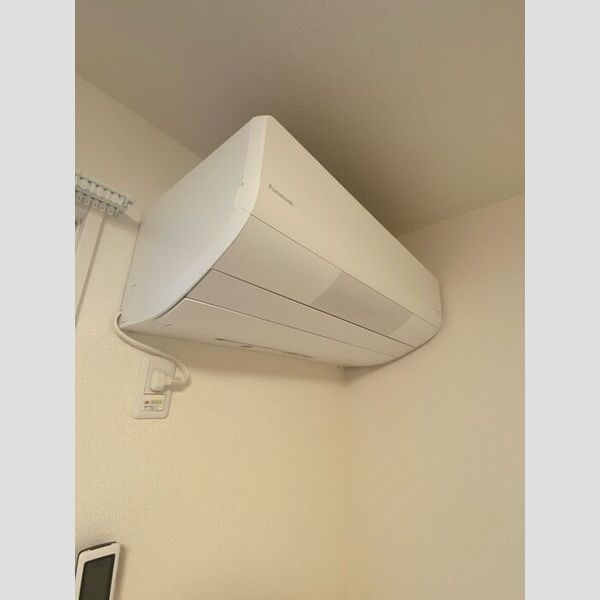 その他設備 (エアコン1基付き)