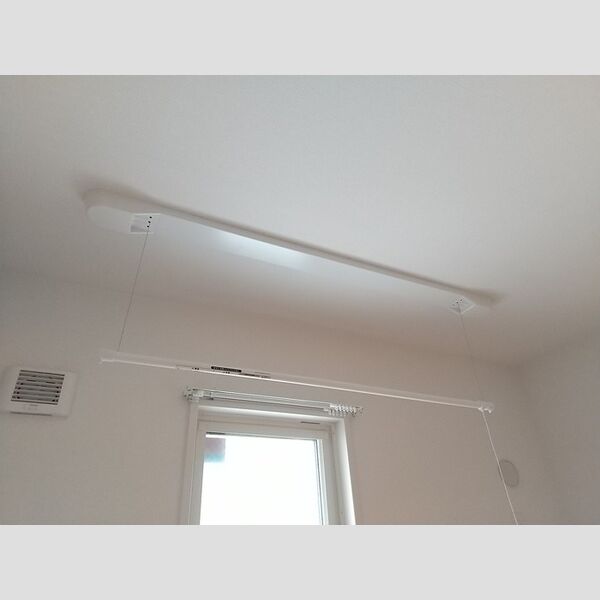 その他 (室内物干し)