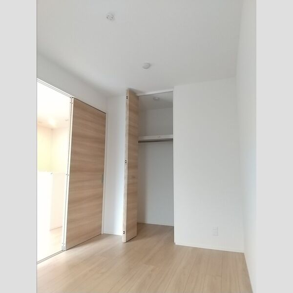 その他 (クローゼット)