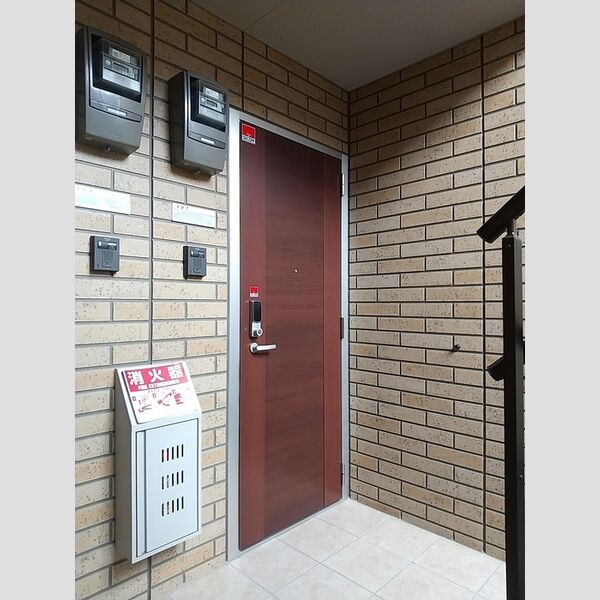 玄関 (玄関)