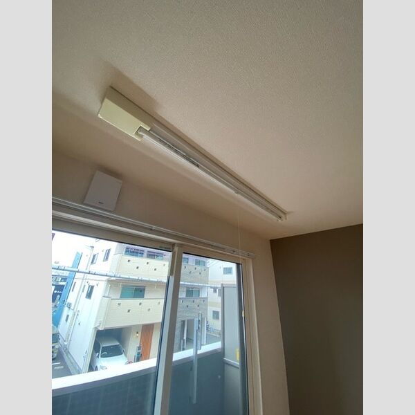 その他 (室内物干し)