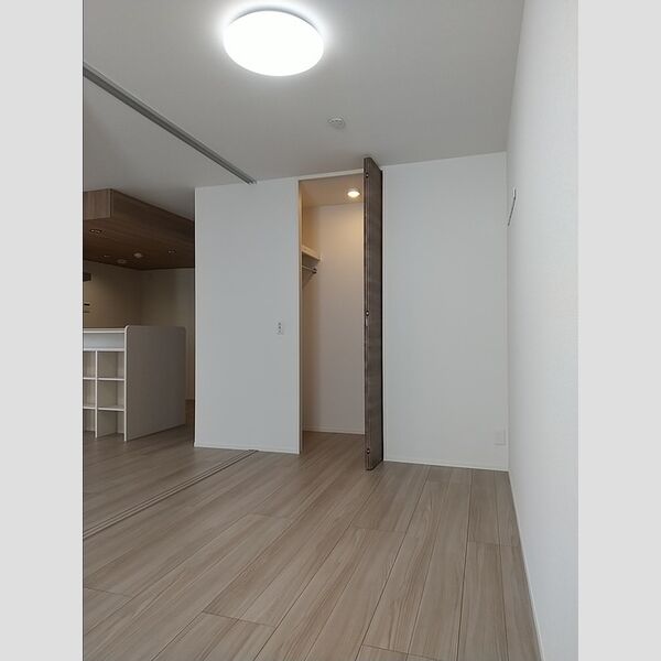 その他 (洋室5.6帖)