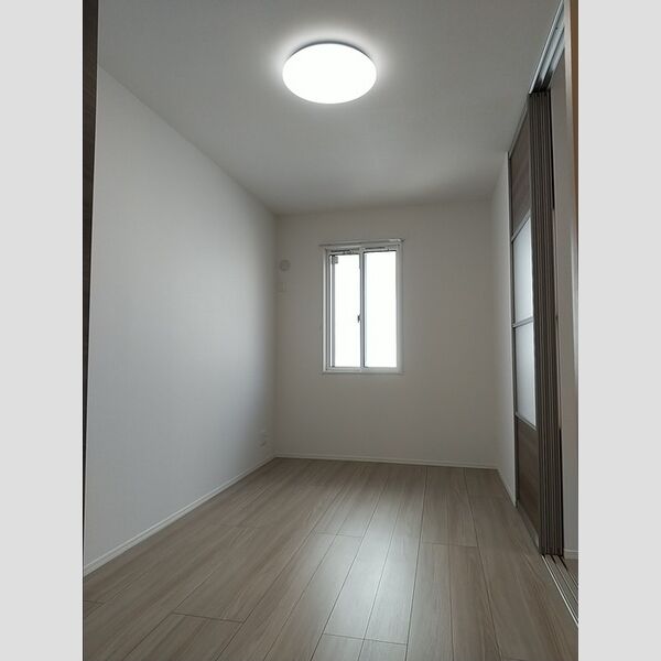 その他 (洋室5.6帖)