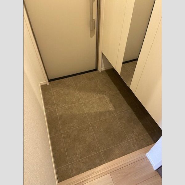 玄関 (玄関)