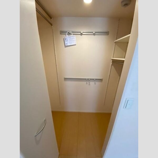 収納 (☆ワンステップクローゼット☆)