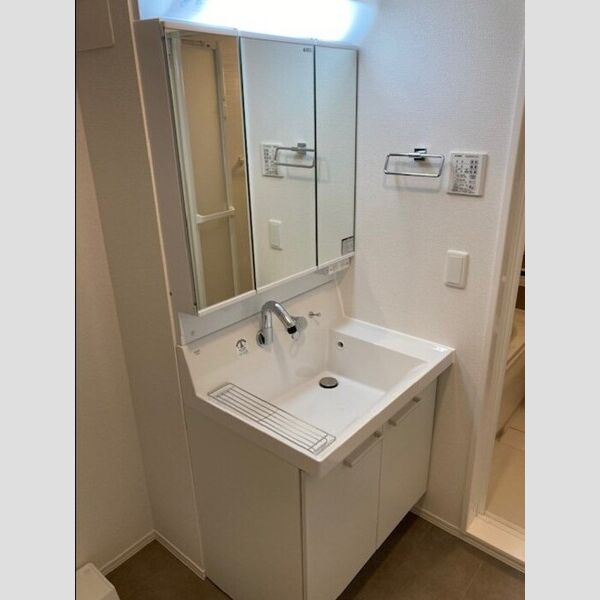 洗面所 (洗面台)