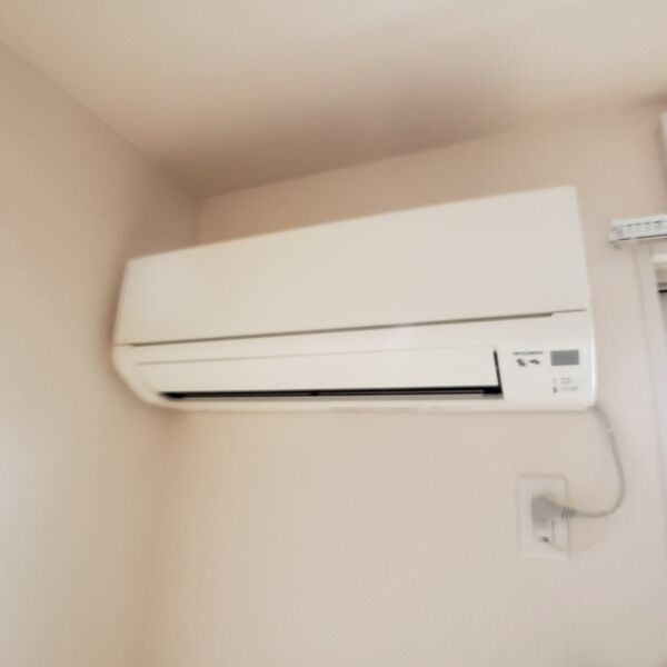 その他設備 (エアコン)