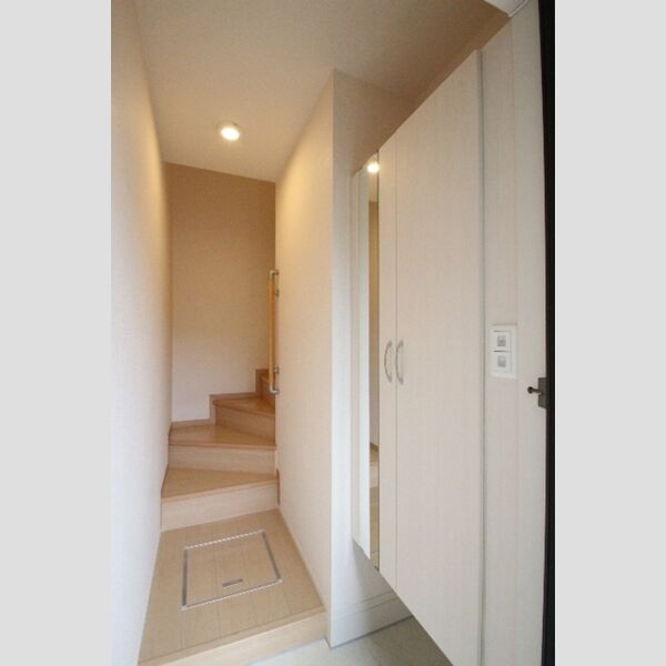 玄関 (玄関の雰囲気)