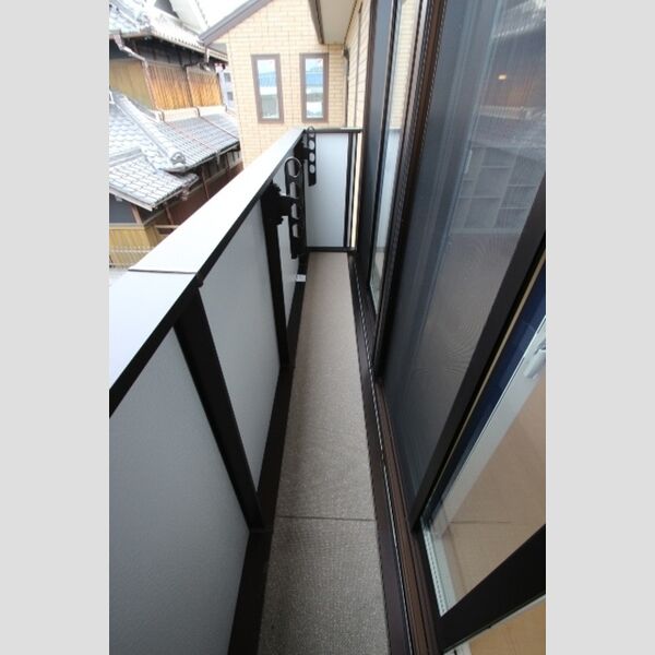 バルコニー・ベランダ (バルコニー)