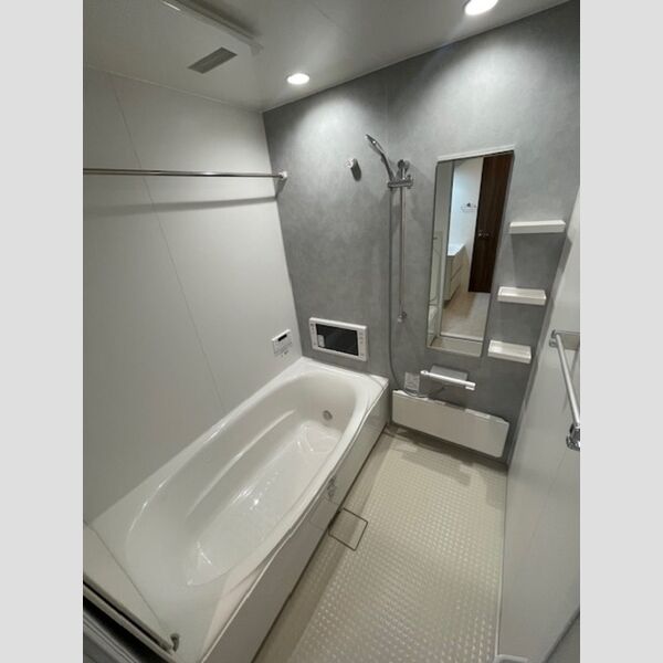 バス (浴室(浴室TV付き))