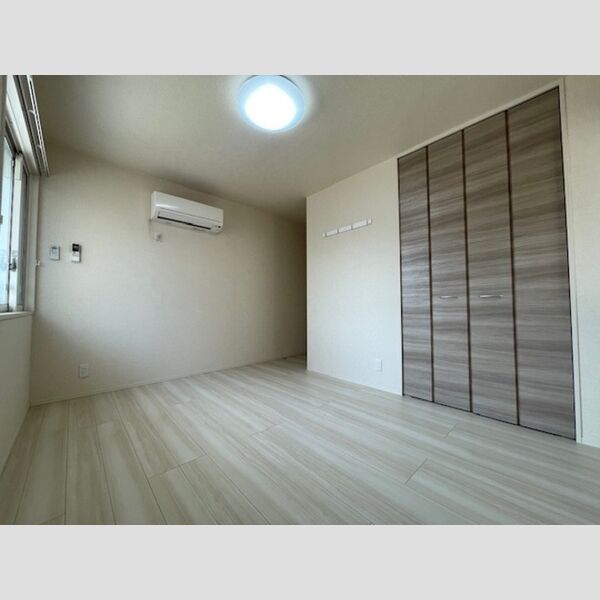 その他 (洋室6.6帖)