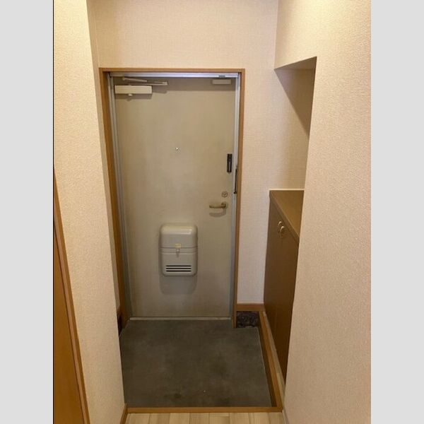 玄関 (玄関)
