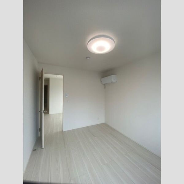 その他 (洋室6.1帖)