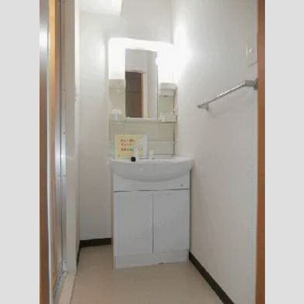 洗面所 (洗髪洗面化粧台)