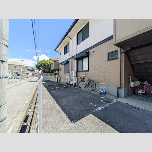 駐車場 (駐車場)