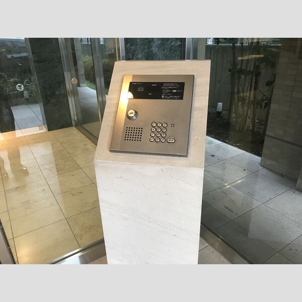 現地周辺 (オートロック盤)