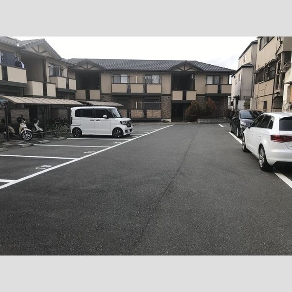 駐車場 (駐車場)