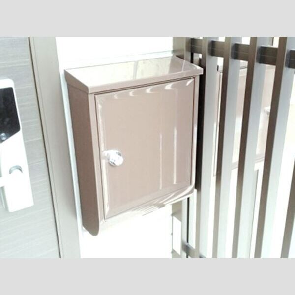 現地周辺 (ポスト)