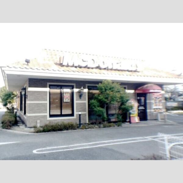 現地周辺 (マクドナルド空港線走井店)