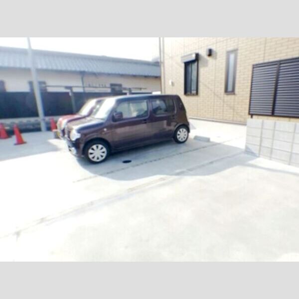 駐車場 (駐車場)