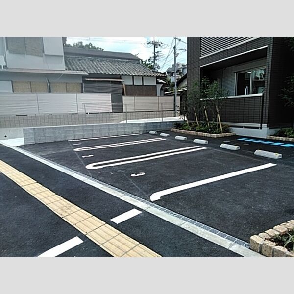 駐車場 (駐車場)