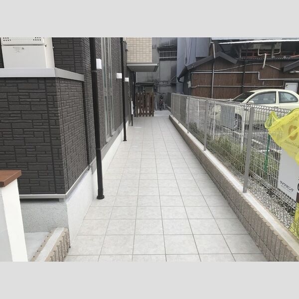 エントランス (共用通路)