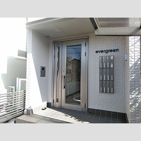 エントランス (エントランス)