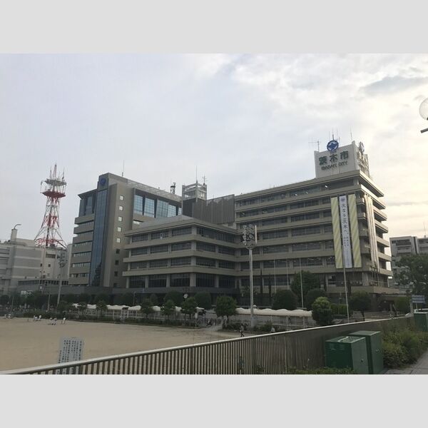現地周辺 (茨木市役所(約310m))