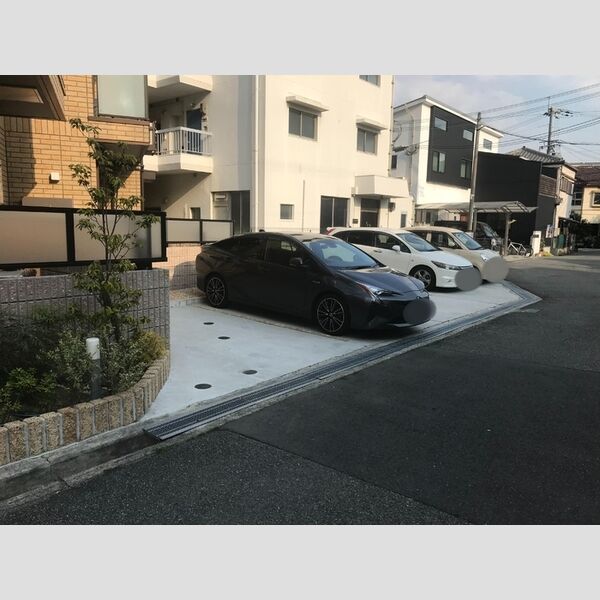 駐車場 (駐車場)