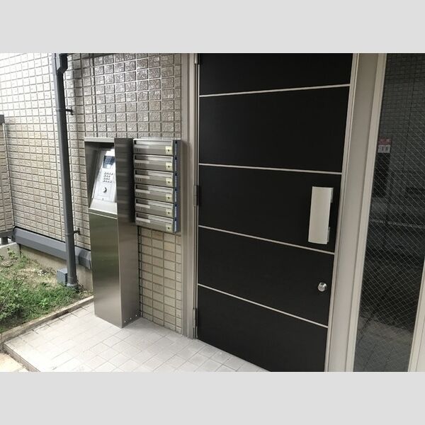 現地周辺 (オートロック扉)