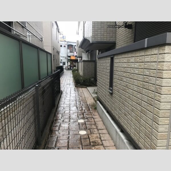 エントランス (エントランス廊下)