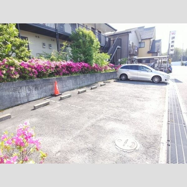 駐車場 (駐車場)