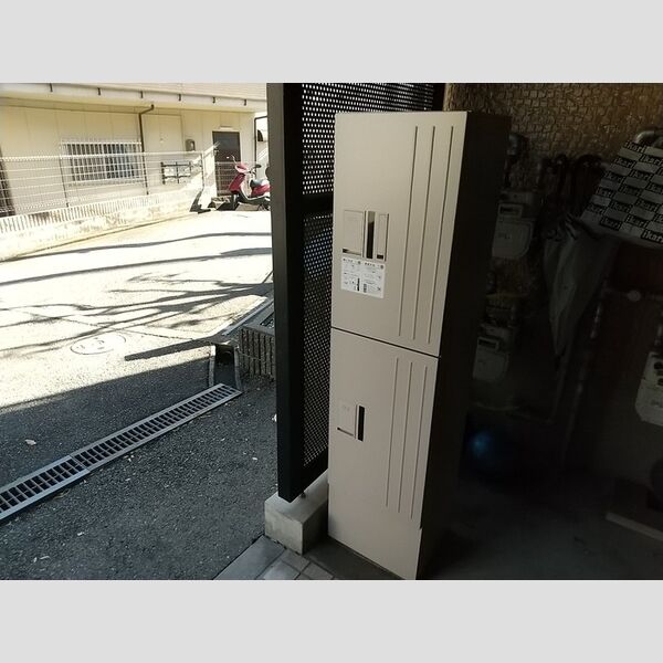 現地周辺 (宅配ボックス)