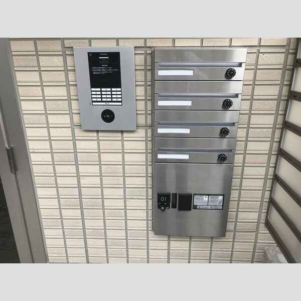 現地周辺 (オートロック・ポスト)