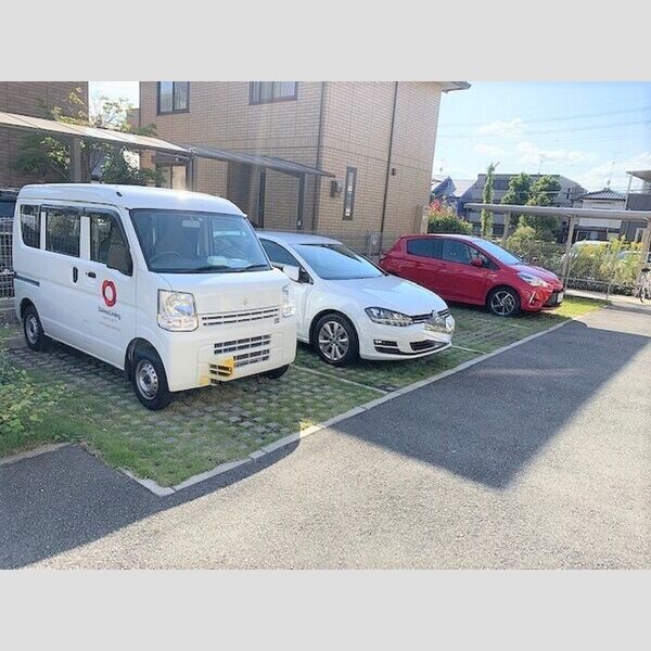 駐車場 (駐車場)