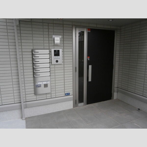 エントランス (B棟エントランス)