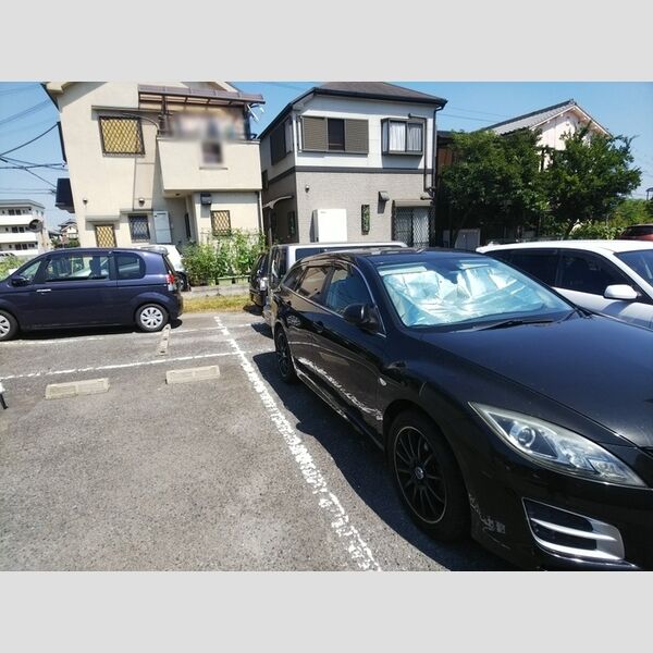 駐車場 (駐車場)