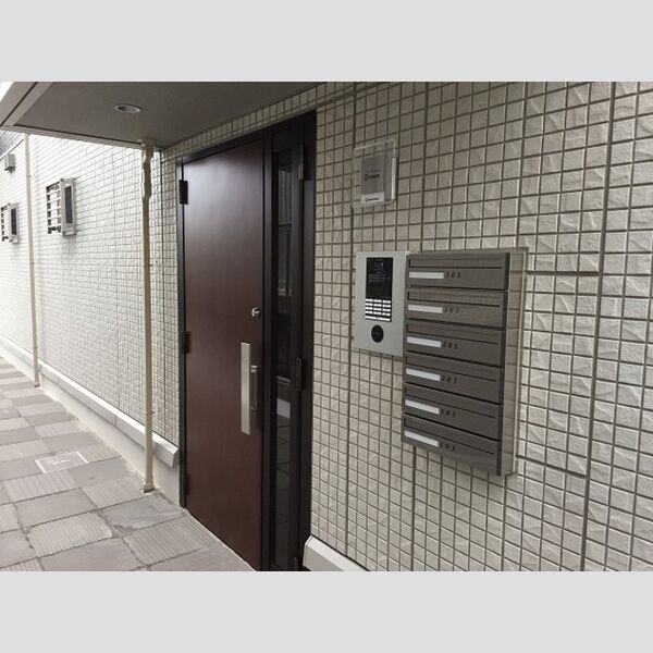 エントランス (エントランス)