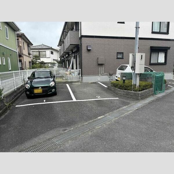 駐車場 (駐車場)