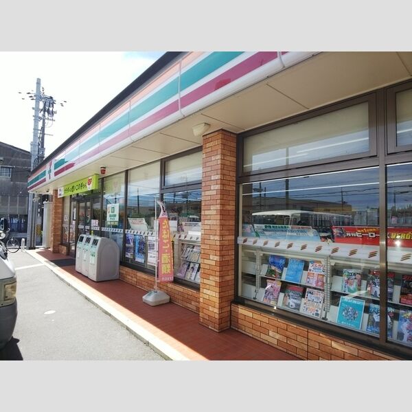 現地周辺 (セブンイレブン摂津鳥飼西二丁目店)