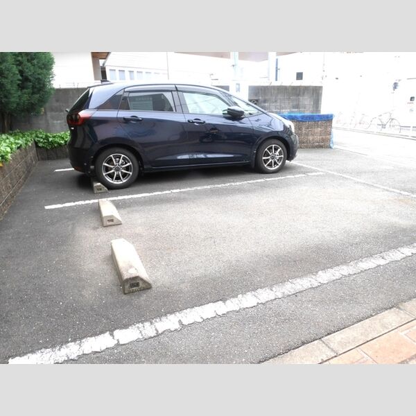 駐車場 (駐車場)