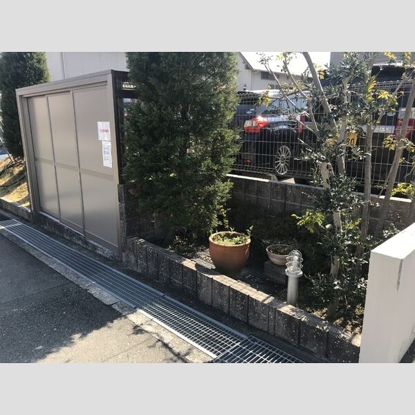 現地周辺 (ゴミ捨て場)