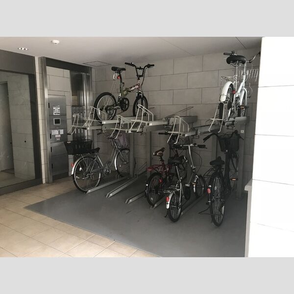 駐車場 (駐輪場)