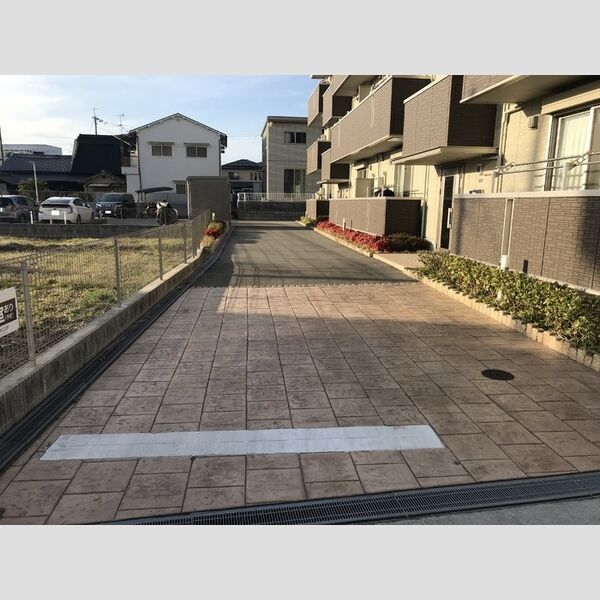 エントランス (共用)