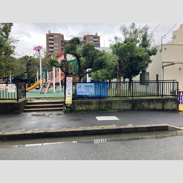 現地周辺 (ゴミ捨て場)