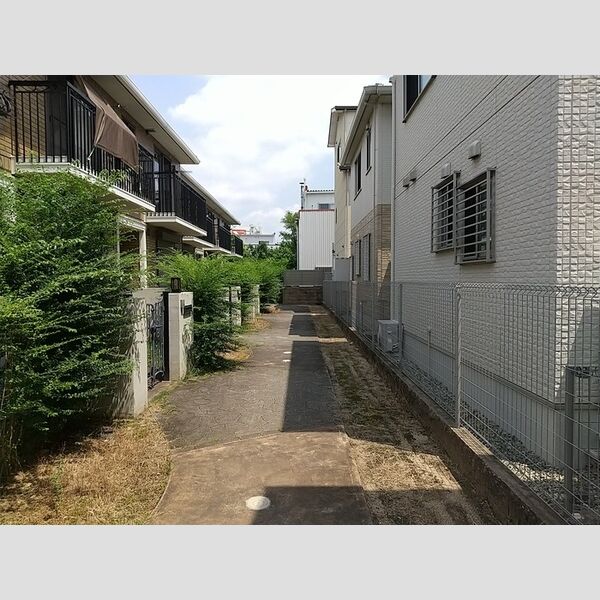 エントランス (エントランス)