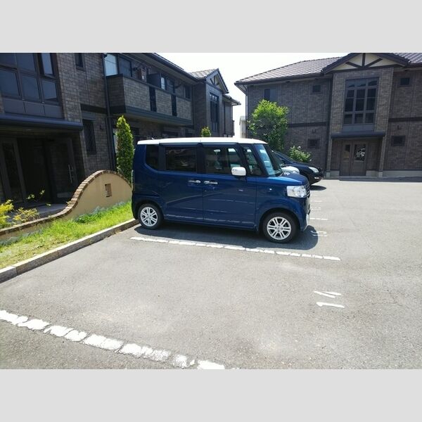 駐車場 (駐車場)