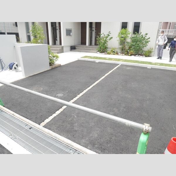 駐車場 (駐車場)