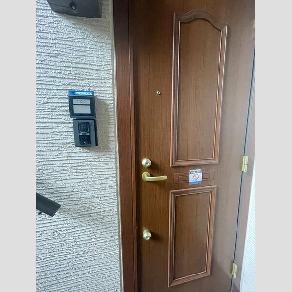 その他 (玄関入口)